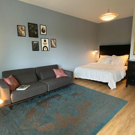 Beautiful Apartment With Balcony Berlín Exterior foto
